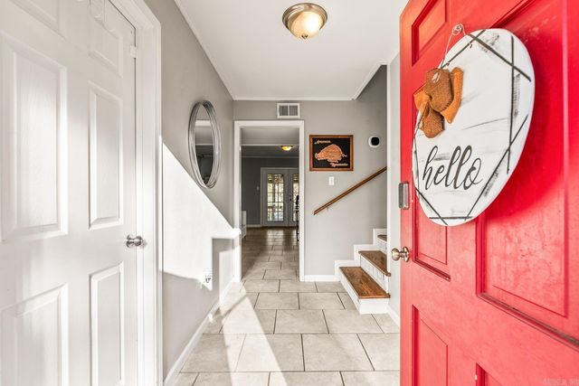 12 Tomahawk Road, Little Rock, AR 72205