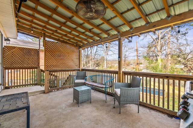 12 Tomahawk Road, Little Rock, AR 72205