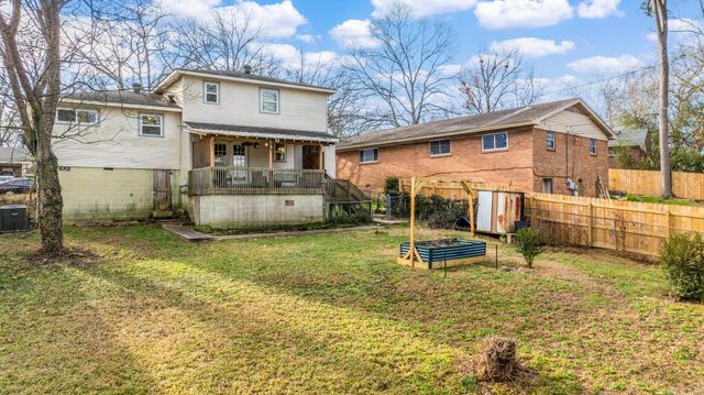 12 Tomahawk Road, Little Rock, AR 72205