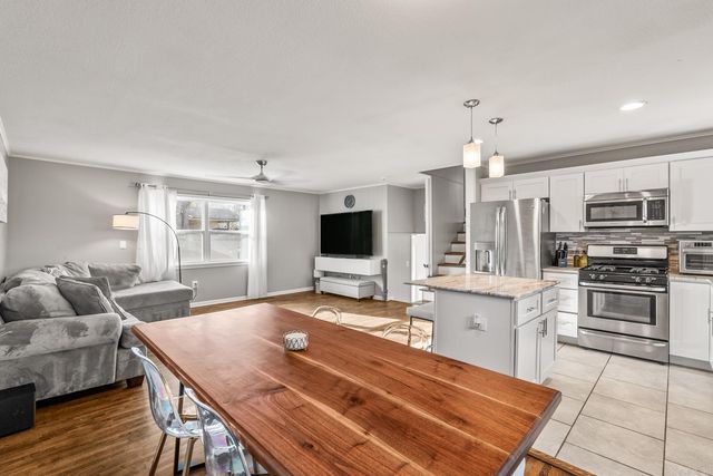 12 Tomahawk Road, Little Rock, AR 72205