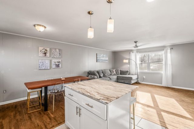 12 Tomahawk Road, Little Rock, AR 72205