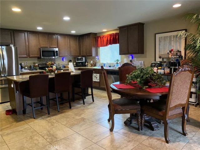 13579 Granite Peak, Victorville, CA 92394