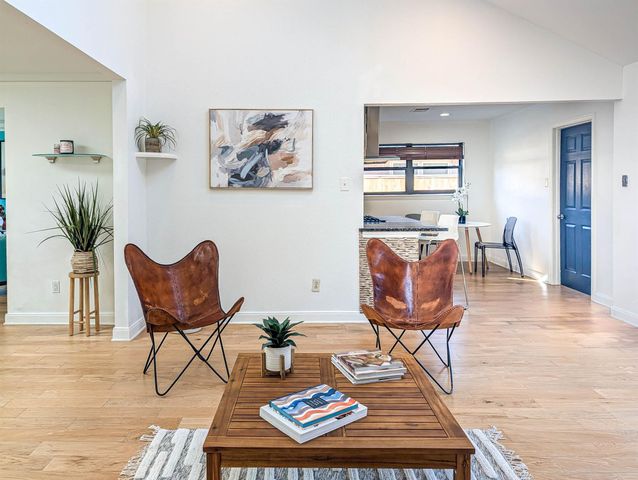 6518 Kury Lane, Houston, TX 77008