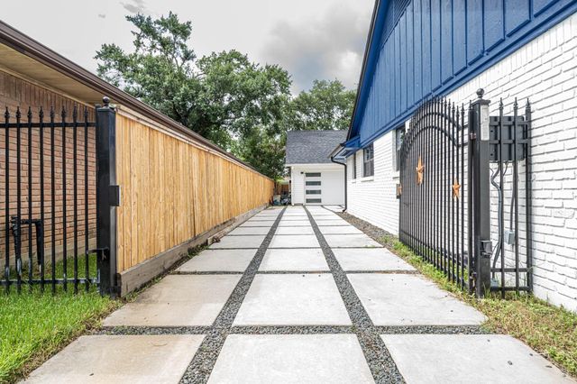 6518 Kury Lane, Houston, TX 77008