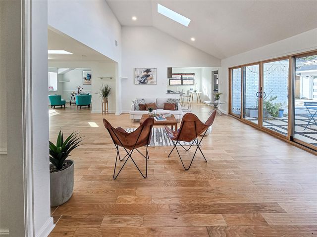 6518 Kury Lane, Houston, TX 77008