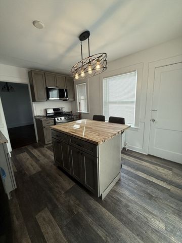 65 Salisbury Rd. 1, Watertown, MA 02472