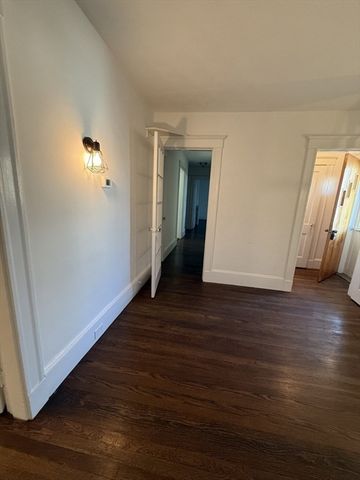 65 Salisbury Rd. 1, Watertown, MA 02472