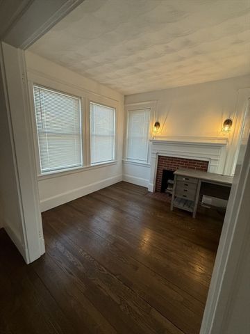 65 Salisbury Rd. 1, Watertown, MA 02472