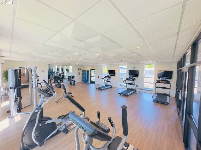 1800 LAKEWOOD Ct 57, Eugene, OR 97402