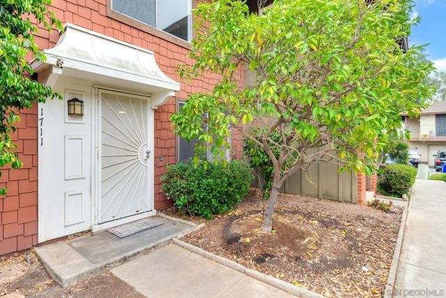 1711 summertime drive, El Cajon, CA 92021