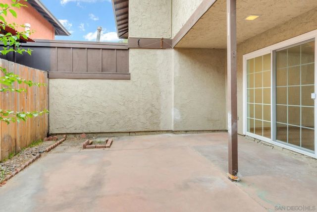 1711 summertime drive, El Cajon, CA 92021
