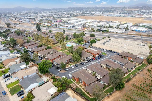 1711 summertime drive, El Cajon, CA 92021