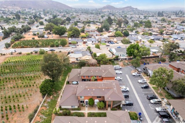 1711 summertime drive, El Cajon, CA 92021