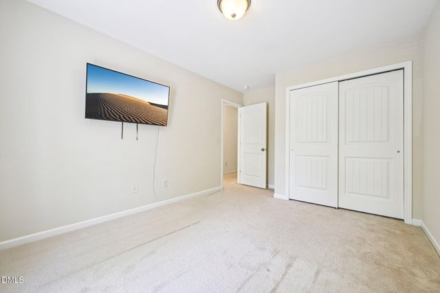 2414 Swans Rest Way, Raleigh, NC 27606