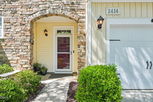 2414 Swans Rest Way, Raleigh, NC 27606