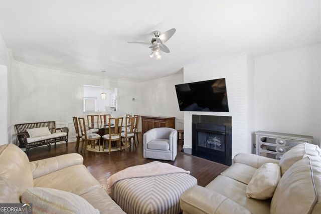 1252 Park Pass Row, Suwanee, GA 30024