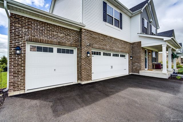 966 Bridle Hill Drive, New Lenox, IL 60451