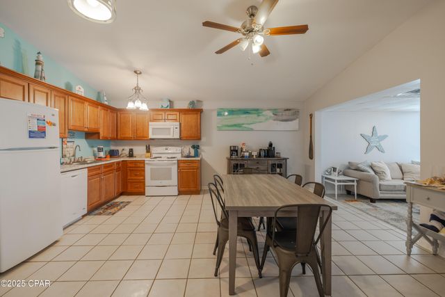 5504 E Hilltop Avenue E, Panama City, FL 32408
