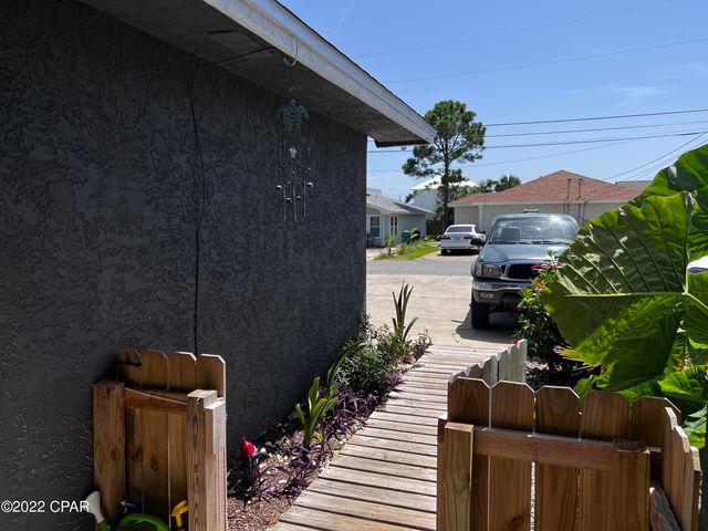 5504 E Hilltop Avenue E, Panama City, FL 32408
