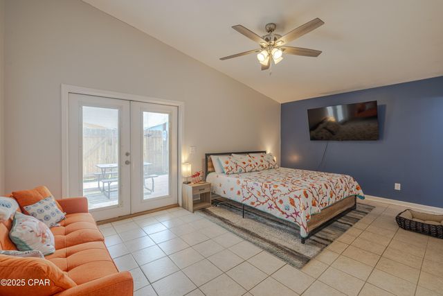 5504 E Hilltop Avenue E, Panama City, FL 32408