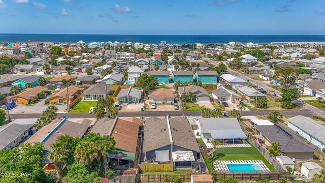 5504 E Hilltop Avenue E, Panama City, FL 32408