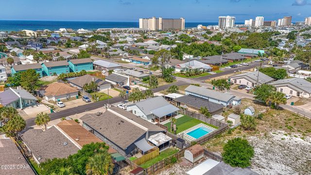 5504 E Hilltop Avenue E, Panama City, FL 32408