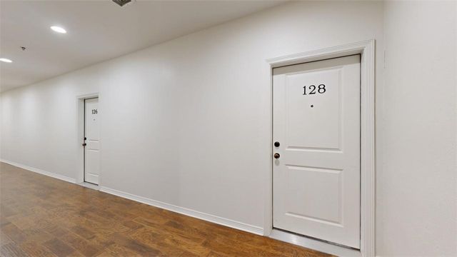 206 North Main Street N 128, Bryan, TX 77803