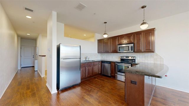 206 North Main Street N 128, Bryan, TX 77803