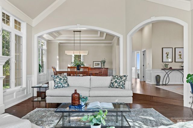 5310 N Quail Summit Way, Boise, ID 83703