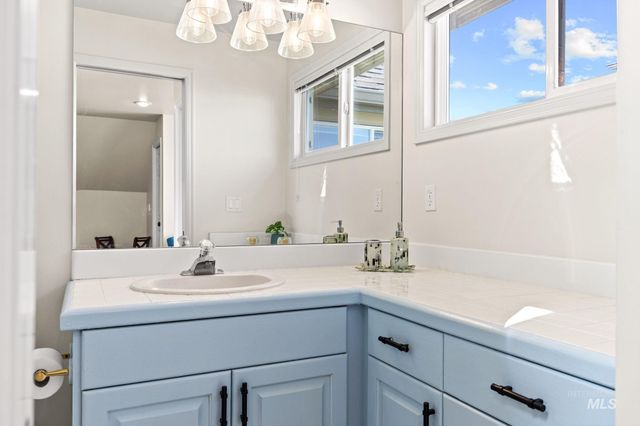 5310 N Quail Summit Way, Boise, ID 83703