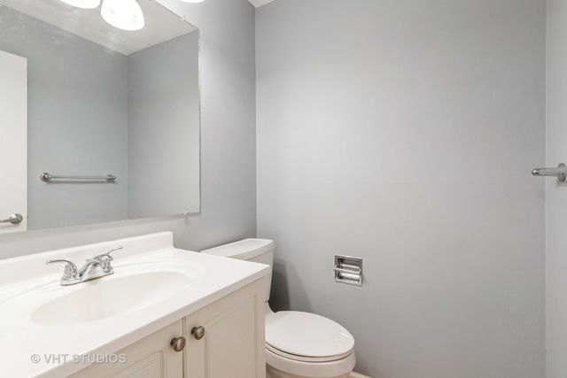 1611 Waxwing Court 1611, Schaumburg, IL 60173