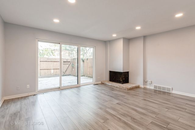 1611 Waxwing Court 1611, Schaumburg, IL 60173