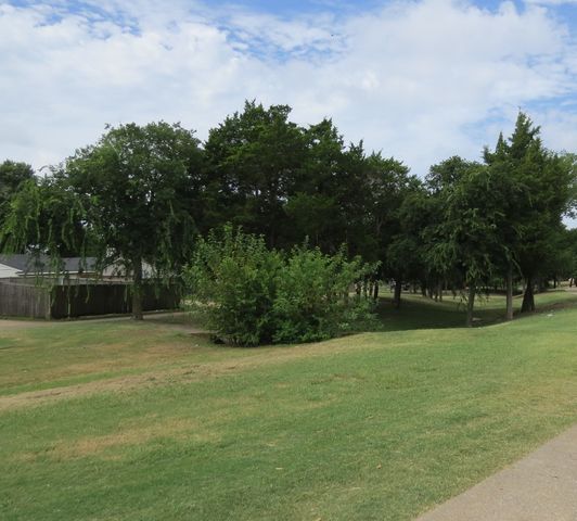 1026 Sanders Drive, Duncanville, TX 75137