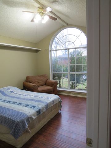 1026 Sanders Drive, Duncanville, TX 75137