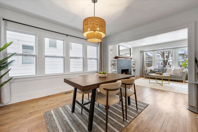 4036 N Stowell AVENUE, Shorewood, WI 53211