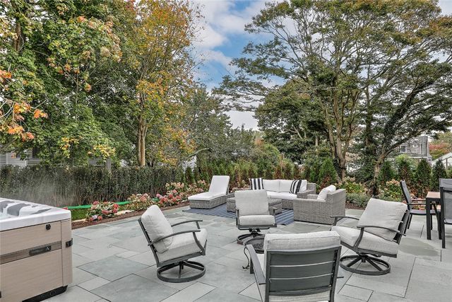 11 Shields Street, Newport, RI 02840