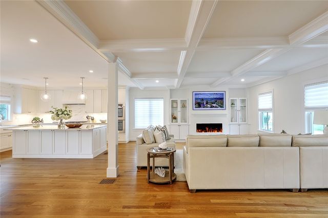 11 Shields Street, Newport, RI 02840