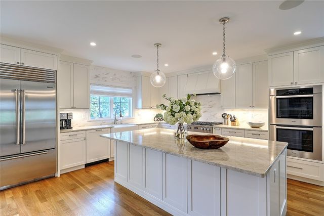11 Shields Street, Newport, RI 02840
