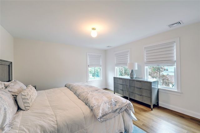 11 Shields Street, Newport, RI 02840