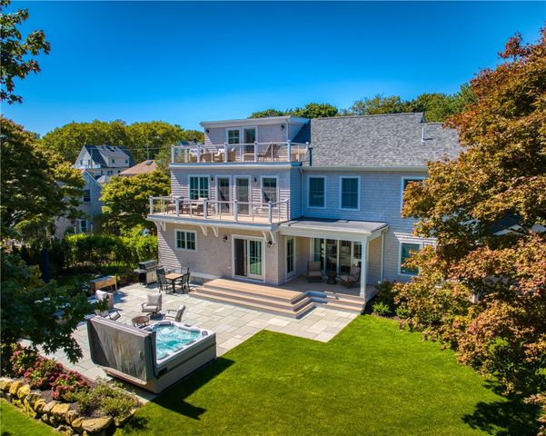 11 Shields Street, Newport, RI 02840