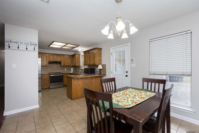 9532 Langham Dr, Baton Rouge, LA 70810