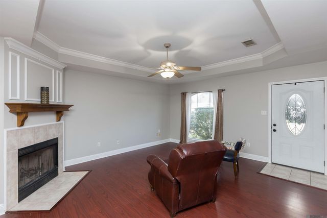 9532 Langham Dr, Baton Rouge, LA 70810