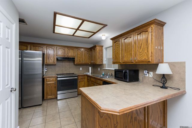 9532 Langham Dr, Baton Rouge, LA 70810