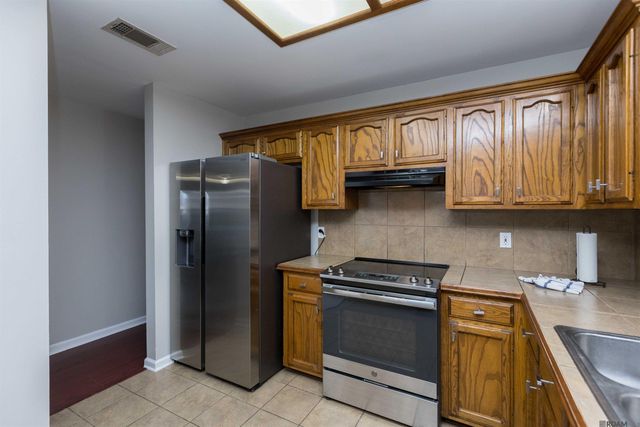 9532 Langham Dr, Baton Rouge, LA 70810