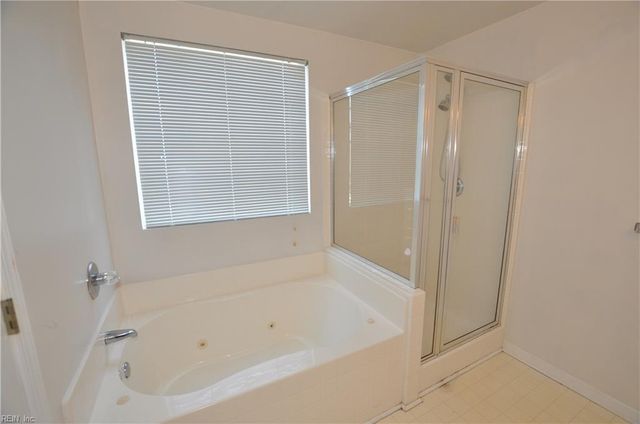 1560 Wynd Crest WAY, Virginia Beach, VA 23456