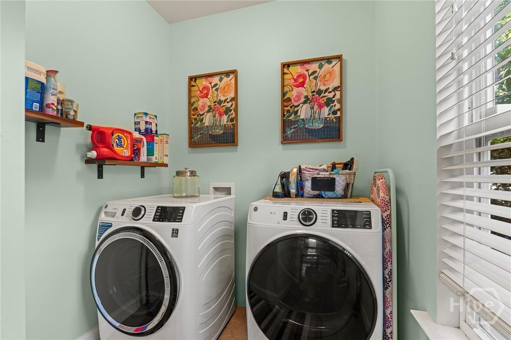 Image 20 of property listing at 166 Sunbury Drive, Richmond Hill, GA 31324