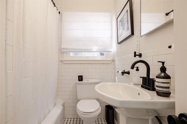 1404 Eva ST, Austin, TX 78704