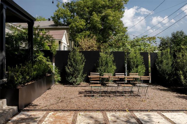 1404 Eva ST, Austin, TX 78704