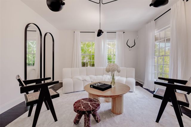 1404 Eva ST, Austin, TX 78704