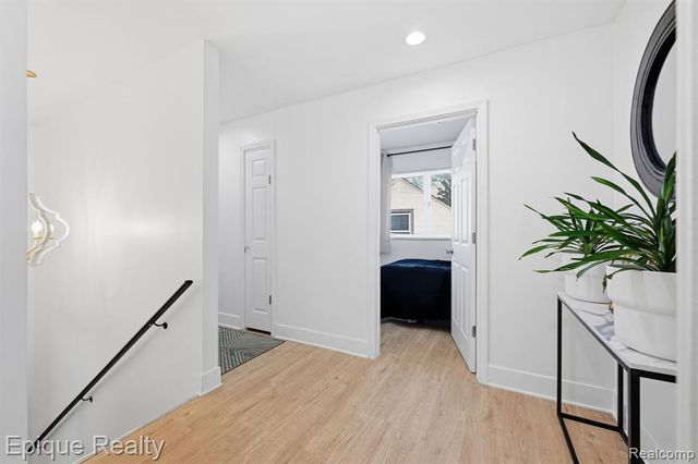 17128 Salem Street, Detroit, MI 48219